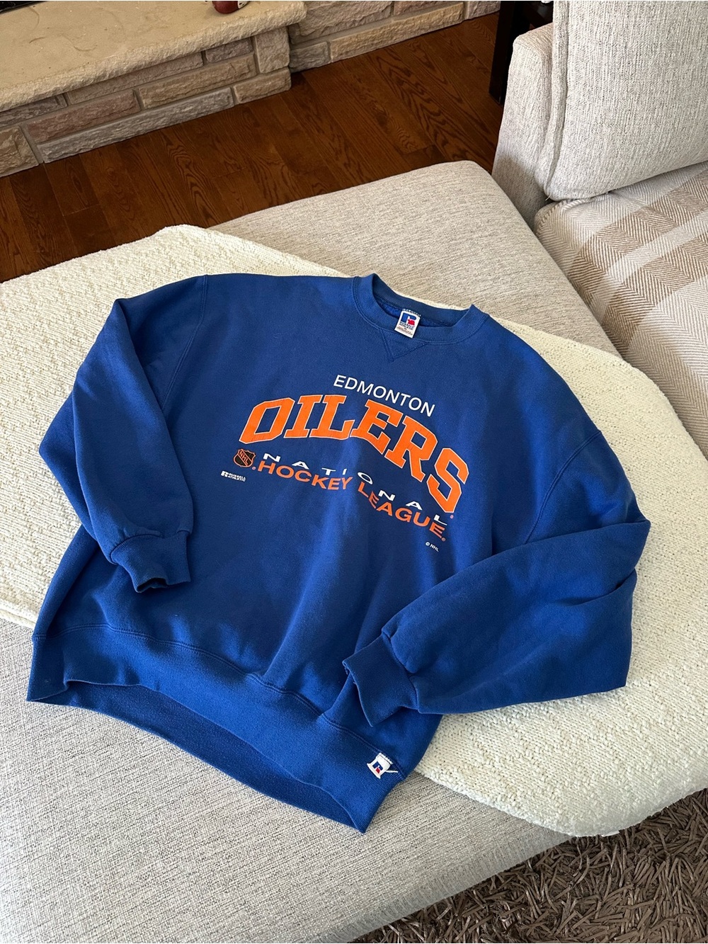 Vintage Russell Athletic Edmonton Oilers Blue Crewneck Sweatshirt